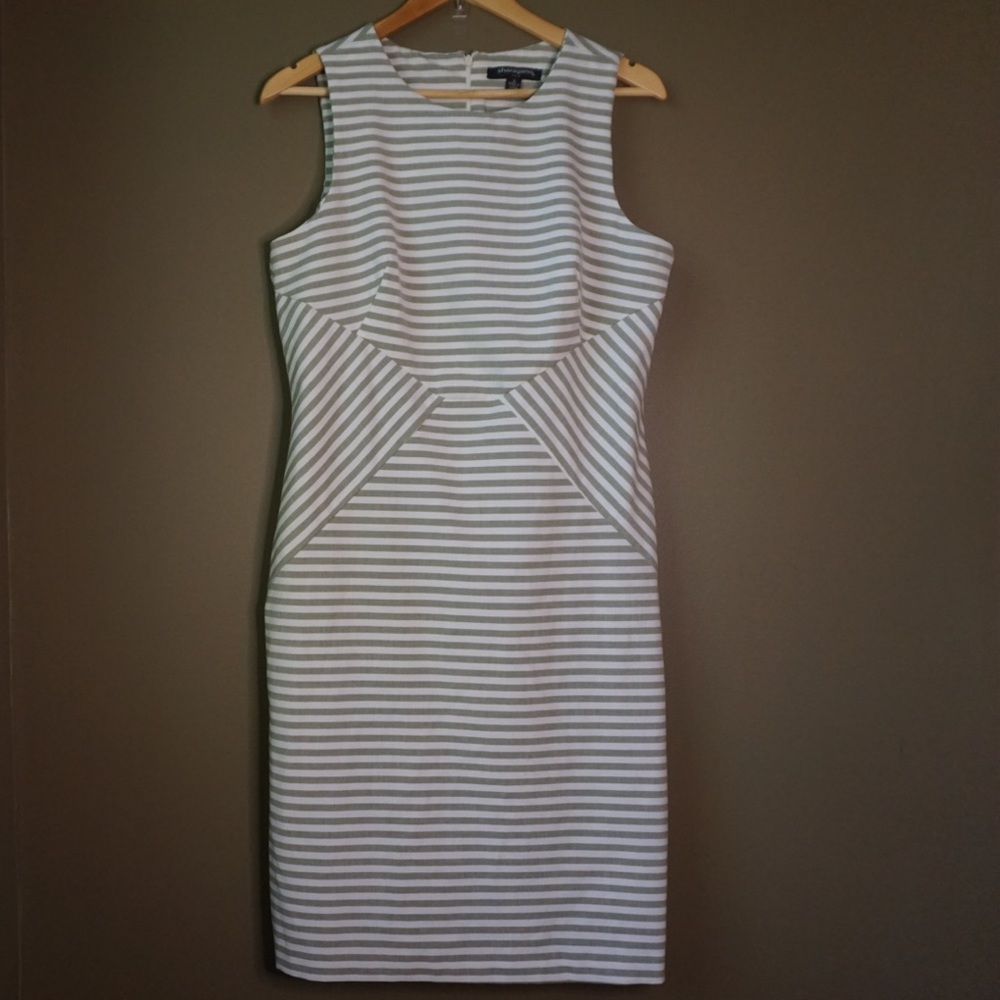 SHARAGANO Sheath Dress